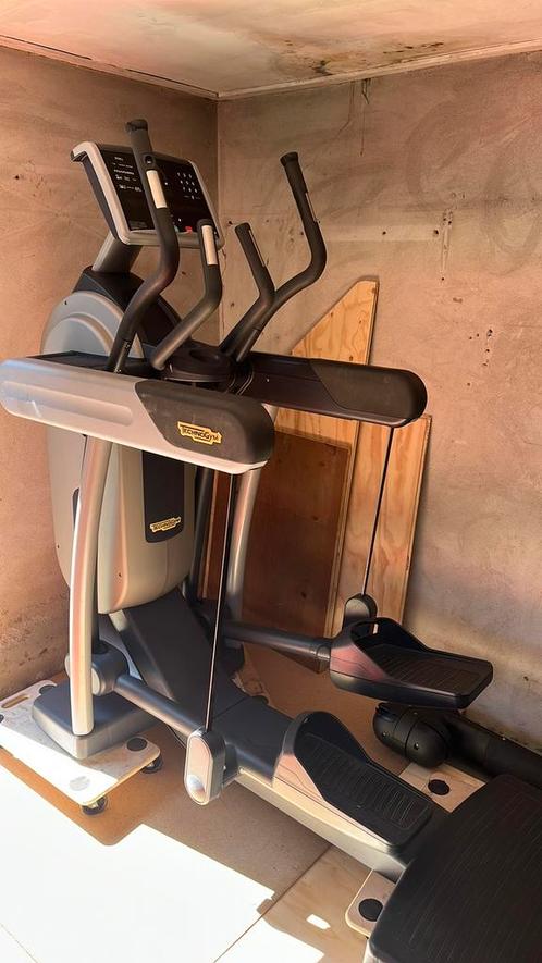 Crosstrainer Technogym Vario Excite700SP, Sport en Fitness, Fitnessmaterialen, Gebruikt, Overige typen, Ophalen