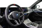 BMW i4 M50 / Schuif-kanteldak / Achteruitrijcamera / M Adapt, Auto's, 513 km, Gebruikt, Zwart, Met garantie (alle)