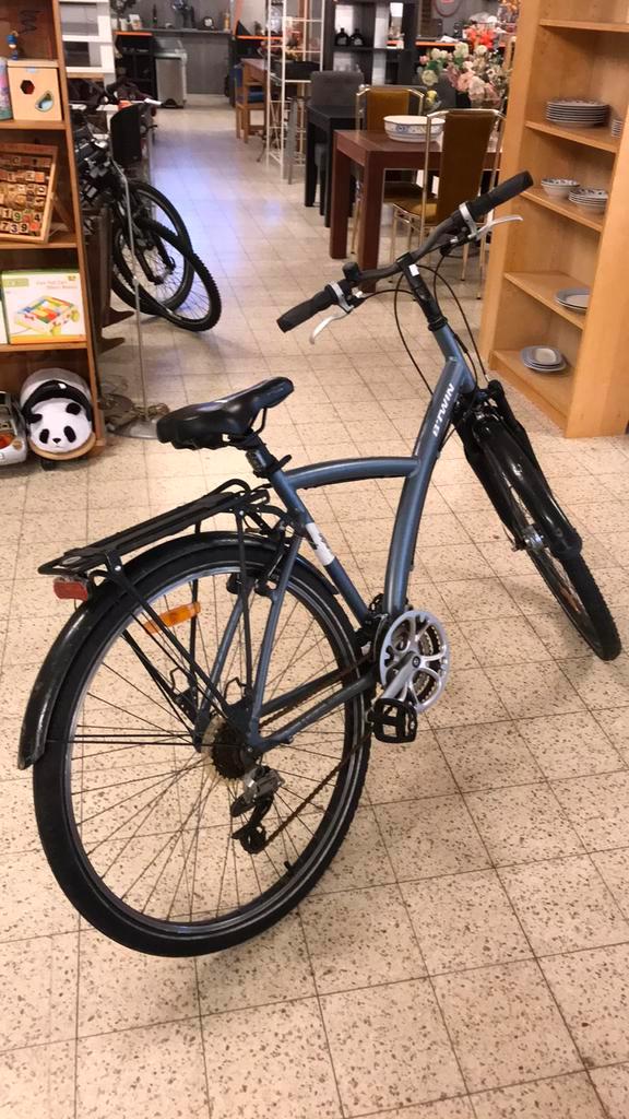BTwin original 520 fiets, Fietsen en Brommers, Fietsen | Heren | Herenfietsen, Zo goed als nieuw, Overige merken, Ophalen of Verzenden