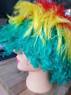 Rood geel groene pruik, Ophalen of Verzenden, Carnaval, Accessoires