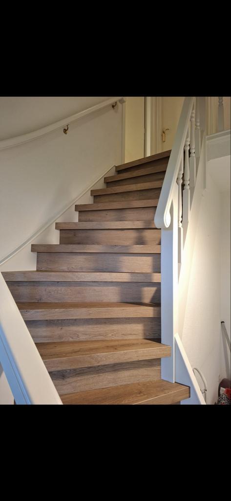 Traprenovatie PVC overzettreden, Diensten en Vakmensen, Klussers en Klusbedrijven