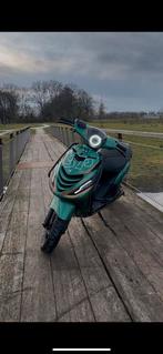 Zip 125cc 2T brom, Fietsen en Brommers, Scooters | Piaggio, Ophalen of Verzenden, Zo goed als nieuw, Tweetakt, Zip