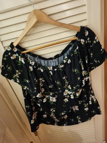 truitje met broek beschikbaar voor biedingen