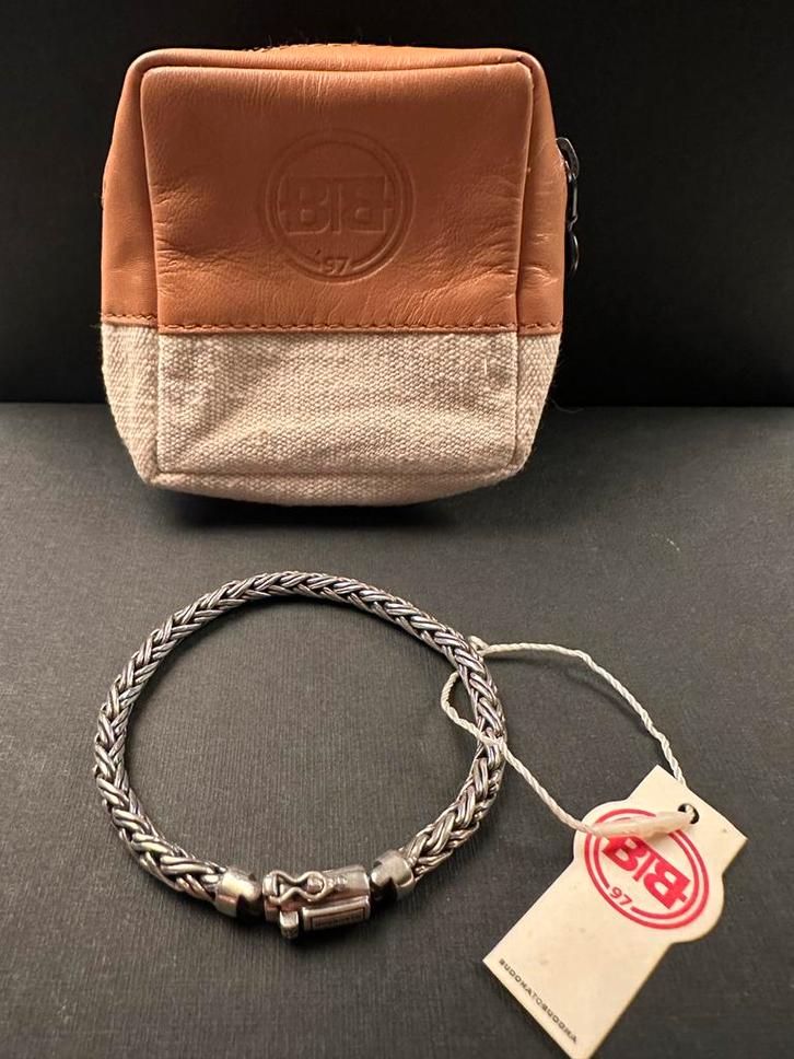 Buddha to Buddha Katja XS Armband - ZGAN, Sieraden, Tassen en Uiterlijk, Armbanden, Zo goed als nieuw, Zilver, Verzenden