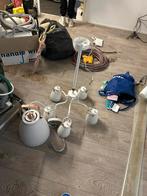 2 mooie hanglampen mat wit met brons, Ophalen of Verzenden, Zo goed als nieuw, Minder dan 50 cm
