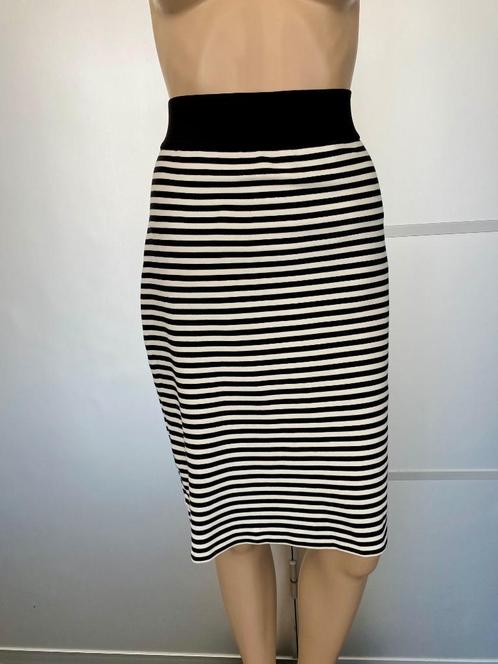 G272 Nieuw: Vanilia: maat 36=S koker-rok gestreept zwart/wit, Kleding | Dames, Rokken, Nieuw, Maat 36 (S), Wit, Knielengte, Ophalen of Verzenden