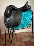 Custom Icon Flight dressuurzadel, 17,5 inch MW, Dieren en Toebehoren, Ophalen, Zo goed als nieuw, Dressuur