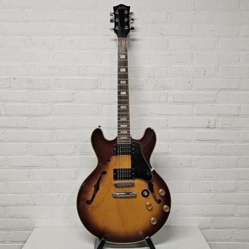 Action SA-610 Maison Guitars semi-hollow elek. gitaar+koffer, Muziek en Instrumenten, Snaarinstrumenten | Gitaren | Elektrisch