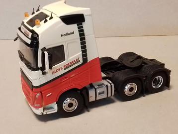 WSI VOLVO trekker 3 asser Aloys Roemaat vitrine model beschikbaar voor biedingen