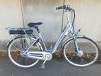 Te koop nette amslod elektrische dames fiets met oplader, Ophalen, Zo goed als nieuw, 50 km per accu of meer, Overige merken