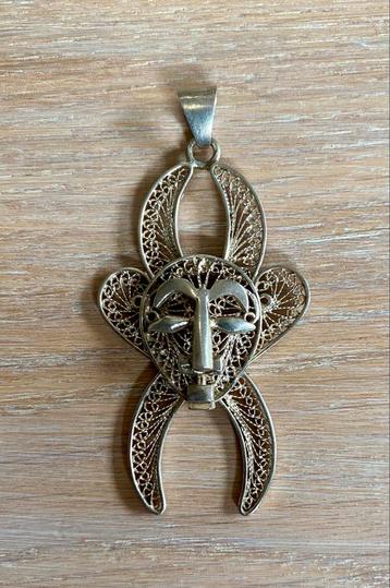 Zilveren Afrikaans Tribal Masker Hanger beschikbaar voor biedingen