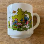 Vintage mok beker melkglas Arcopal smurfen 1986 nieuw, Ophalen of Verzenden, Nieuw, Verschillende Smurfen, Gebruiksvoorwerp