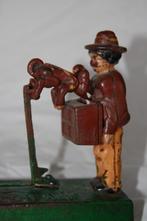 spaarpot/Antieke Cast iron spaarpot de Monkey bank,, Ophalen of Verzenden, Zo goed als nieuw, Steen, Aardewerk of Keramiek, Overige thema's