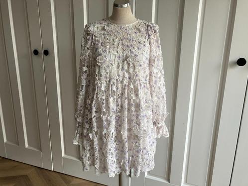 Asos jurk floral mt 36/38 wit/lila, Kleding | Dames, Jurken, Zo goed als nieuw, Maat 36 (S), Wit, Boven de knie, Verzenden