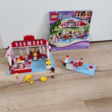 3061 Lego Friends Parkcafé beschikbaar voor biedingen