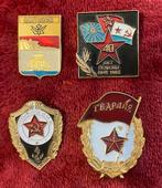 Set van 4 Sovjet Speldjes Russische pins militaire leger, Verzamelen, Ophalen of Verzenden, Gebruikt, Stad of Land, Speldje of Pin