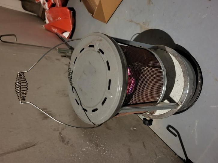 Wiekkachel petroleum kachel igst! Zeer compleet!!, Doe-het-zelf en Verbouw, Verwarming en Radiatoren, Gebruikt, Kachel, 30 tot 80 cm