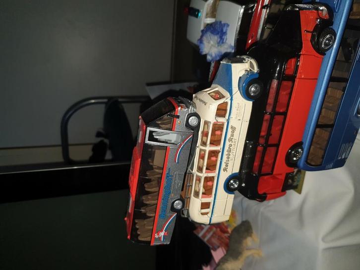 3 mercedes bussen op elkaar, Hobby en Vrije tijd, Modelauto's | 1:43, Gebruikt, Auto, Ophalen of Verzenden