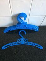 6 kledinghanger retro hertje blauw, Verzamelen, Ophalen of Verzenden, Huis en Inrichting