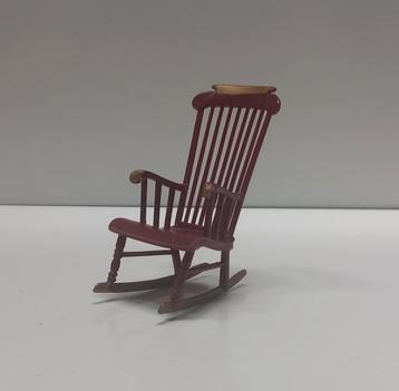 Poppenhuis schommelstoel, Kijk, Kies en Koop! beschikbaar voor biedingen