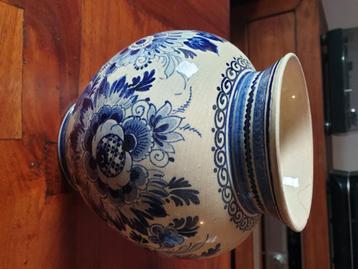 Delfts Blauw vaasje beschikbaar voor biedingen