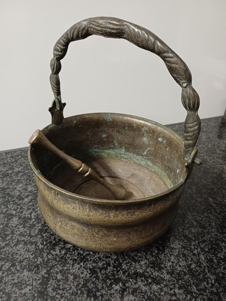 Antieke Kookpot brons / messing met vijzel, Antiek en Kunst, Ophalen of Verzenden, Brons