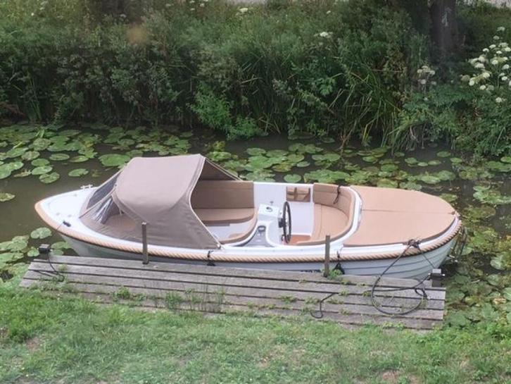 Corsiva 570 New Age, Watersport en Boten, Sloepen, Nieuw, 3 tot 6 meter, Polyester