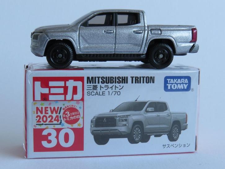 Tomica nr30 Mitsubishi Triton 1/70 3inch tomy, Hobby en Vrije tijd, Modelauto's | Overige schalen, Nieuw, Auto, Ophalen of Verzenden
