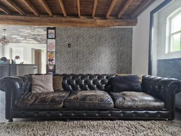 XXL UNIEKE Vintage Chesterfield Bank beschikbaar voor biedingen