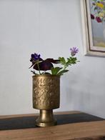 Vintage messing kelkje met Bloemenmotief, Antiek en Kunst, Ophalen of Verzenden, Brons