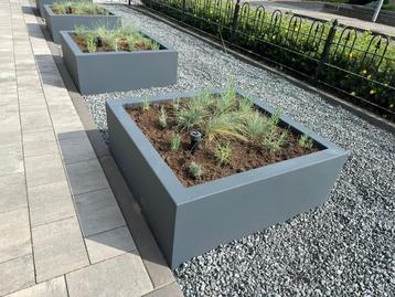 Op maat gemaakte aluminium bloembakken / plantenbakken beschikbaar voor biedingen