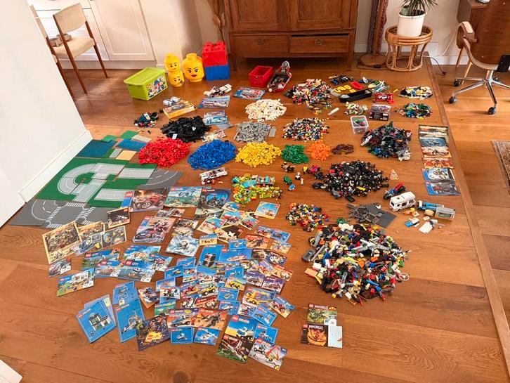 Grote verzameling lego 15,8 kg + veel boekjes, Kinderen en Baby's, Speelgoed | Duplo en Lego, Gebruikt, Ophalen