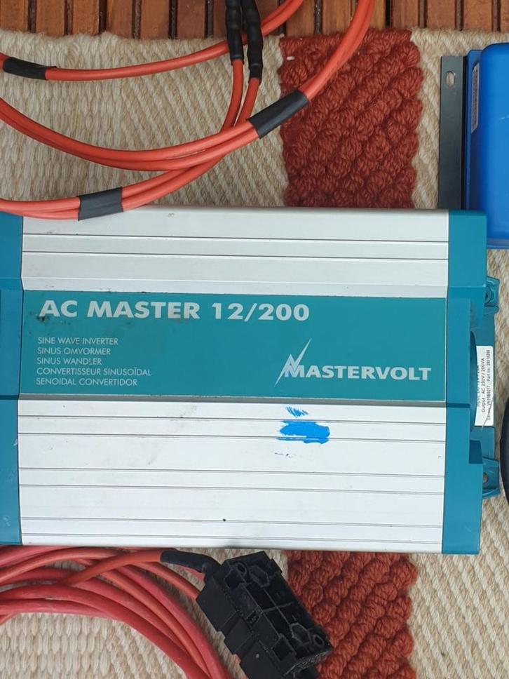 Mastervolt AC Master 12/200 Omvormer, Caravans en Kamperen, Camper-accessoires, Gebruikt, Ophalen of Verzenden