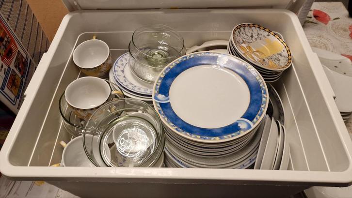 Diverse serviesonderdelen, Huis en Inrichting, Keuken | Servies, Gebruikt, Bord(en), Overige stijlen, Aardewerk, Ophalen