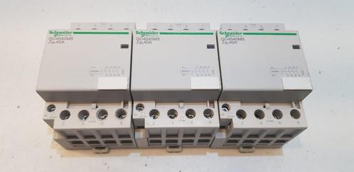 Schneider Magneetschakelaar/relais GC4040M5 40A 400V (3x), Hobby en Vrije tijd, Elektronica-componenten, Gebruikt, Ophalen of Verzenden