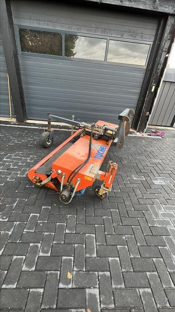 Tuchel Veegbezem 230 voor Shovel beschikbaar voor biedingen