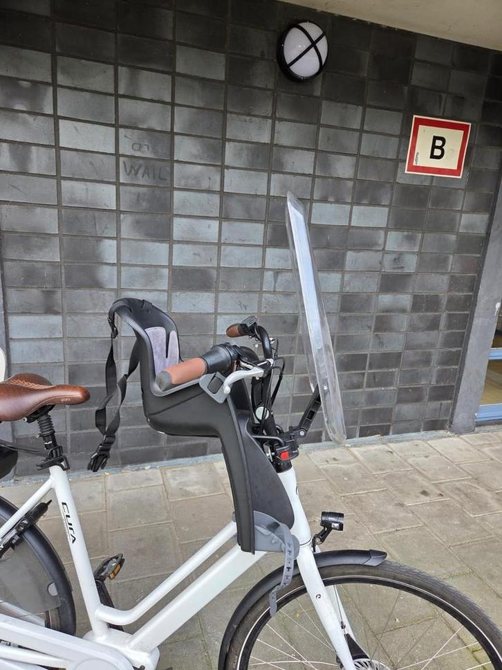 Kinderfietsstoel met windscherm - veilig en comfortabel!, Fietsen en Brommers, Fietsen | Dames | Moederfietsen, Gebruikt, Overige merken
