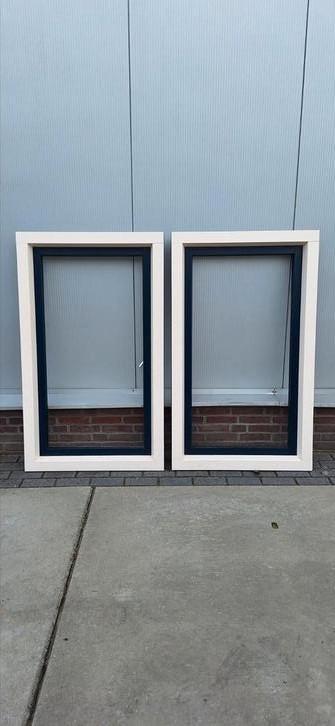 2 stuks Kommerling kozijnen, Doe-het-zelf en Verbouw, Kozijnen en Schuifpuien, Nieuw, Raamkozijn, Kunststof, Ophalen