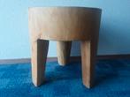 GAVE VINTAGE MASSIEF HOUTEN BIJZET TAFEL BOOMSTAM, Huis en Inrichting, Tafels | Bijzettafels, Ophalen, Minder dan 45 cm, Minder dan 55 cm