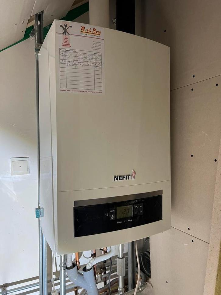 Nefit Trendline CW30 / CW5 II CV-combi toestel, Doe-het-zelf en Verbouw, Geisers en Boilers, Gebruikt, Geiser, Aardgas, Minder dan 20 liter