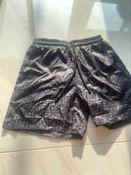 Fendi short maat m €25, Kleding | Heren, Badmode en Zwemkleding, Ophalen of Verzenden