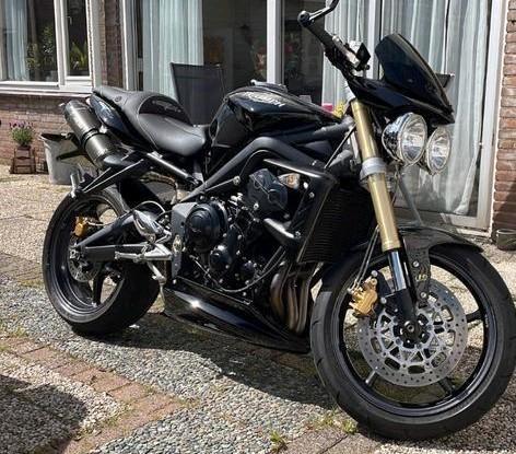 Triumph Street Triple 2008 - SC Project Hyperpro Comfort -, Motoren, Motoren | Triumph, Particulier, Naked bike, Ophalen
