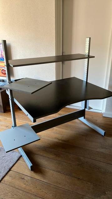 Bureau zwart blad met grijze frame