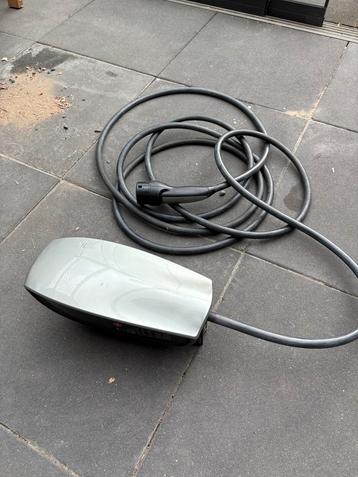 Tesla Lader v2 wallbox gen 2 beschikbaar voor biedingen