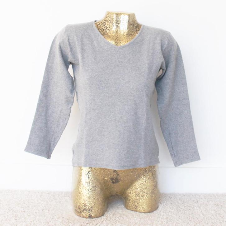 Kien Basics Truitje2 (L) - 39 € 10,-, Kleding | Dames, Truien en Vesten, Zo goed als nieuw, Maat 42/44 (L), Grijs, Ophalen of Verzenden