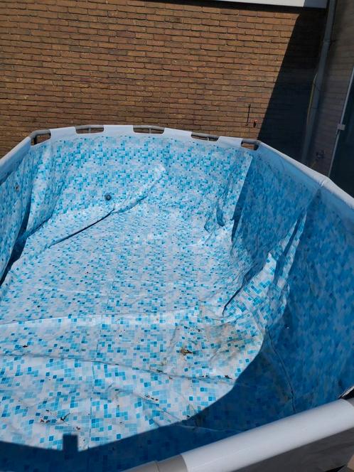 Gebruikt zwembad GRATIS wel met 1 gat dat geplakt moet., Tuin en Terras, Zwembaden, Gebruikt, Minder dan 80 cm, 200 tot 400 cm