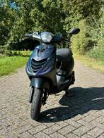 Piaggio zip brom, Fietsen en Brommers, Scooters | Piaggio, Ophalen, Maximaal 45 km/u, Zip, Zo goed als nieuw