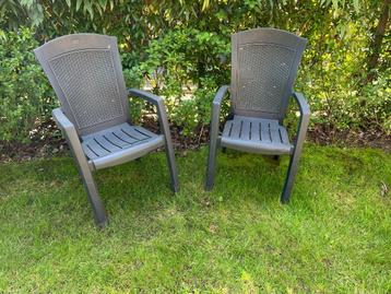 twee tuinstoelen allibert stapelbaar stapelbare tuinset beschikbaar voor biedingen