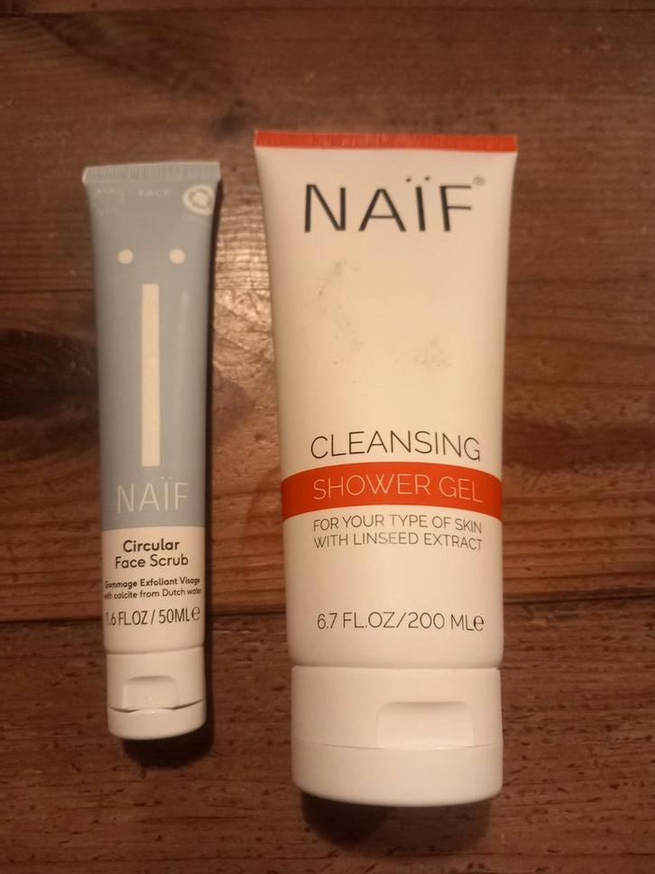 NAÏF gezichtsverzorging set, Sieraden, Tassen en Uiterlijk, Uiterlijk | Cosmetica en Make-up, Nieuw, Make-up, Gehele gezicht, Wit