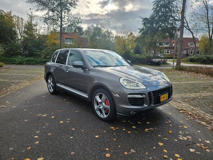 Porsche Cayenne Turbo 4.8 2007 Grijs Pano/Stoelv. Youngtimer, Auto's, Porsche, Particulier, Cayenne, 4x4, ABS, Airbags, Airconditioning